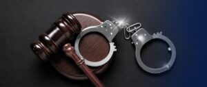 الحكم الغيابي في القضايا الجزائية في الإمارات: طرق الطعن على الاحكام الغيابية